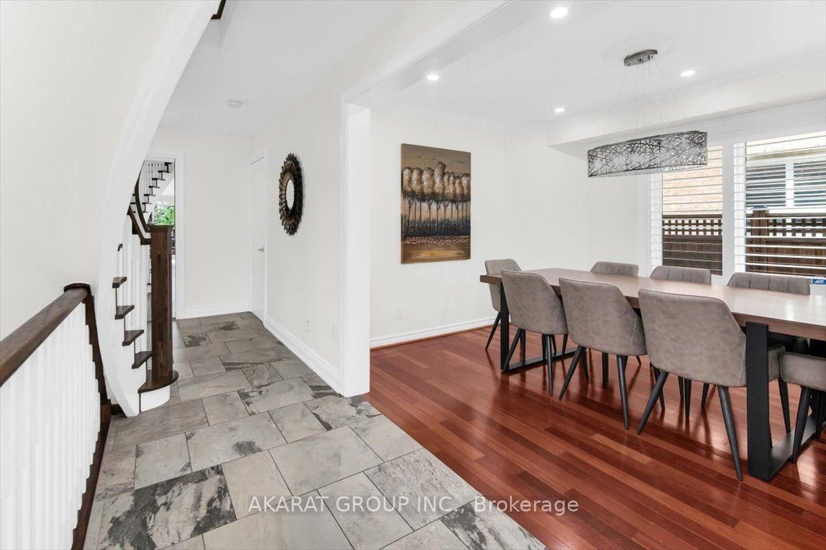 6907 Gracefield Drive • Mississauga, ON photo 7