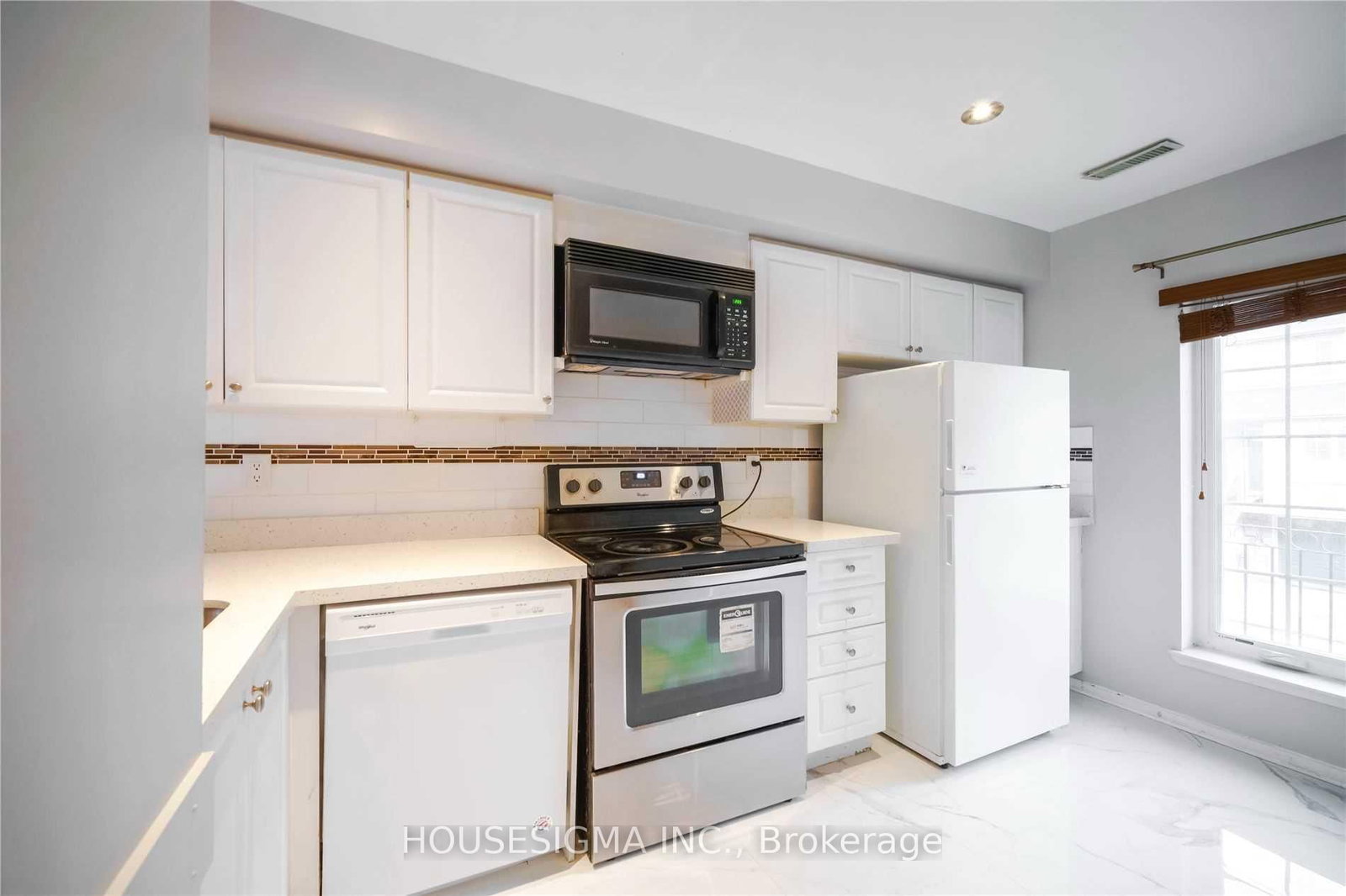 21-80 Strathaven Dr, Mississauga, view 6