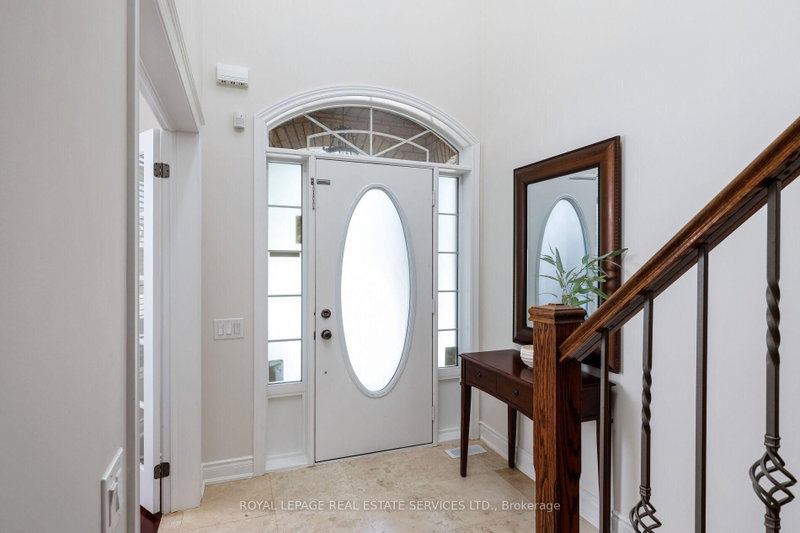 147 Innville Oakville,ON L6L 0B8 — Photo 4
