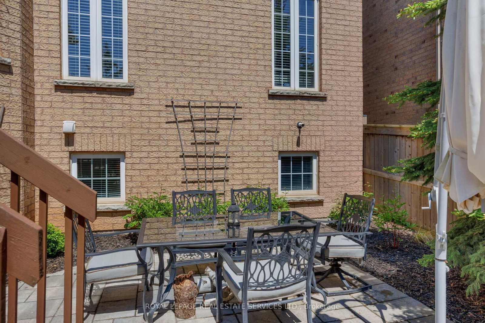 147 Innville Crescent • Oakville, ON photo 44