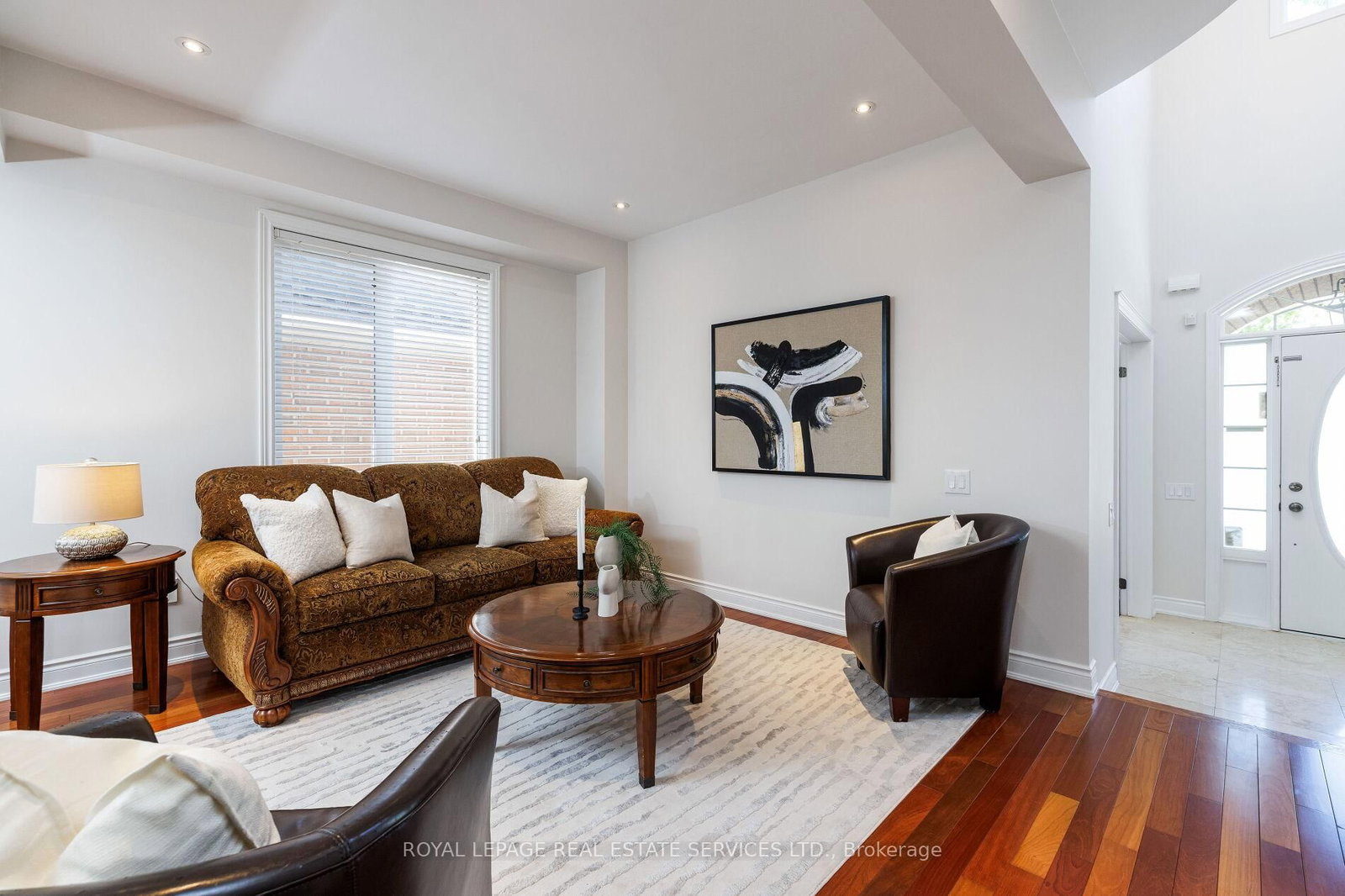 147 Innville Crescent • Oakville, ON photo 7