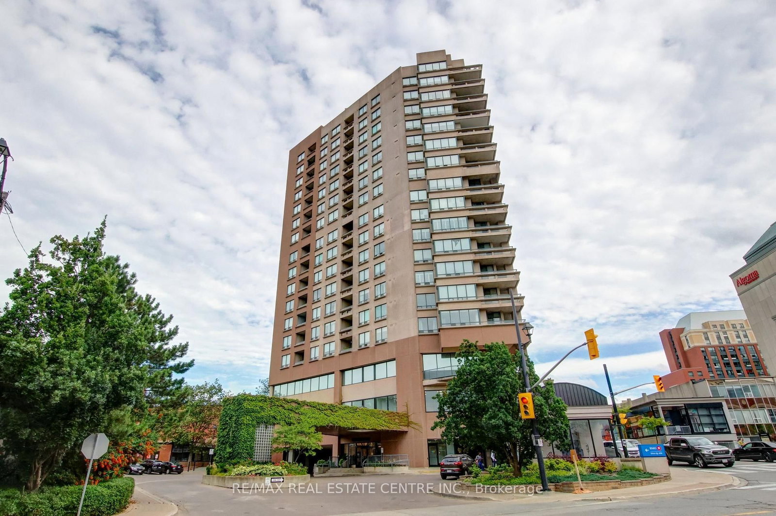 1 Belvedere Court • #1202 • Brampton, ON photo 1