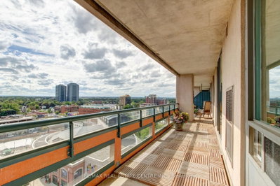 1 Belvedere Brampton,ON L6V 4M6 — Photo 12
