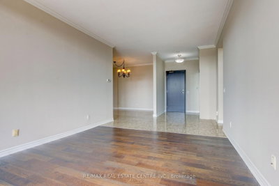 1 Belvedere Brampton,ON L6V 4M6 — Photo 13