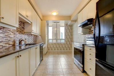 1 Belvedere Brampton,ON L6V 4M6 — Photo 17