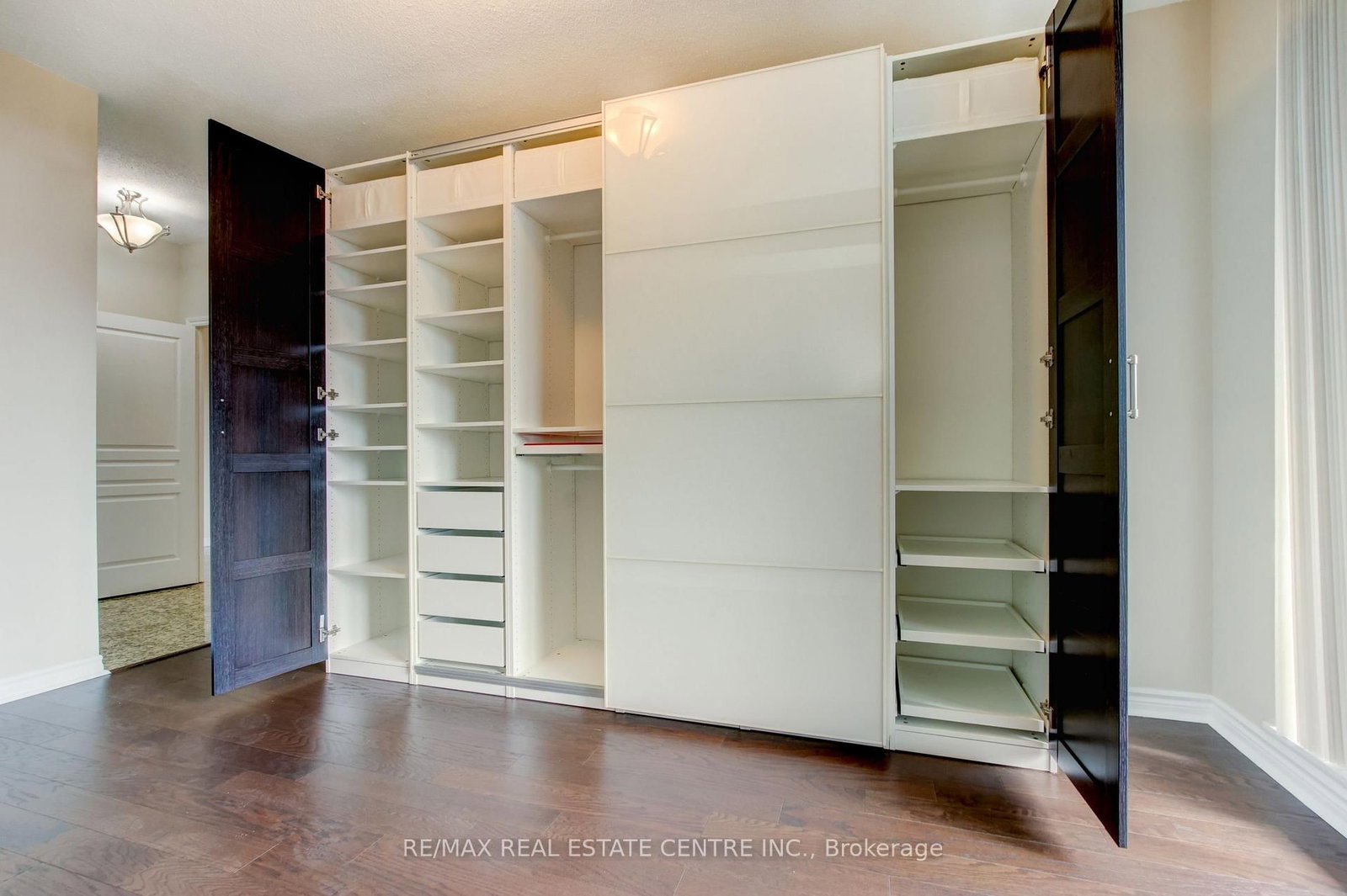 1 Belvedere Court • #1202 • Brampton, ON photo 25