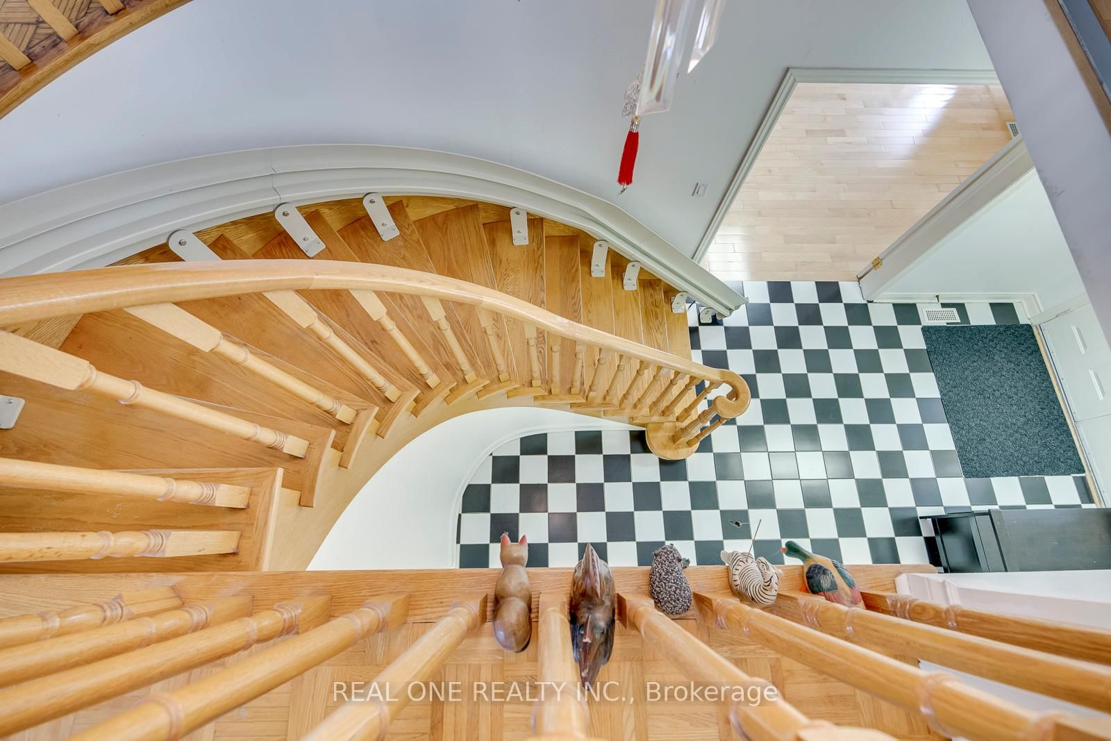 71 Stock Avenue • Toronto, ON photo 22
