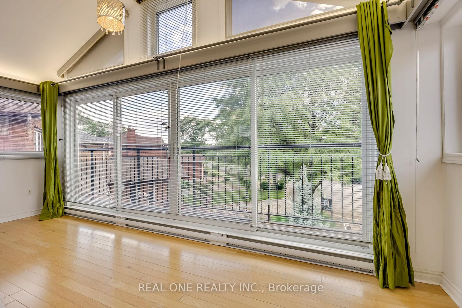 71 Stock Avenue • Toronto, ON photo 26