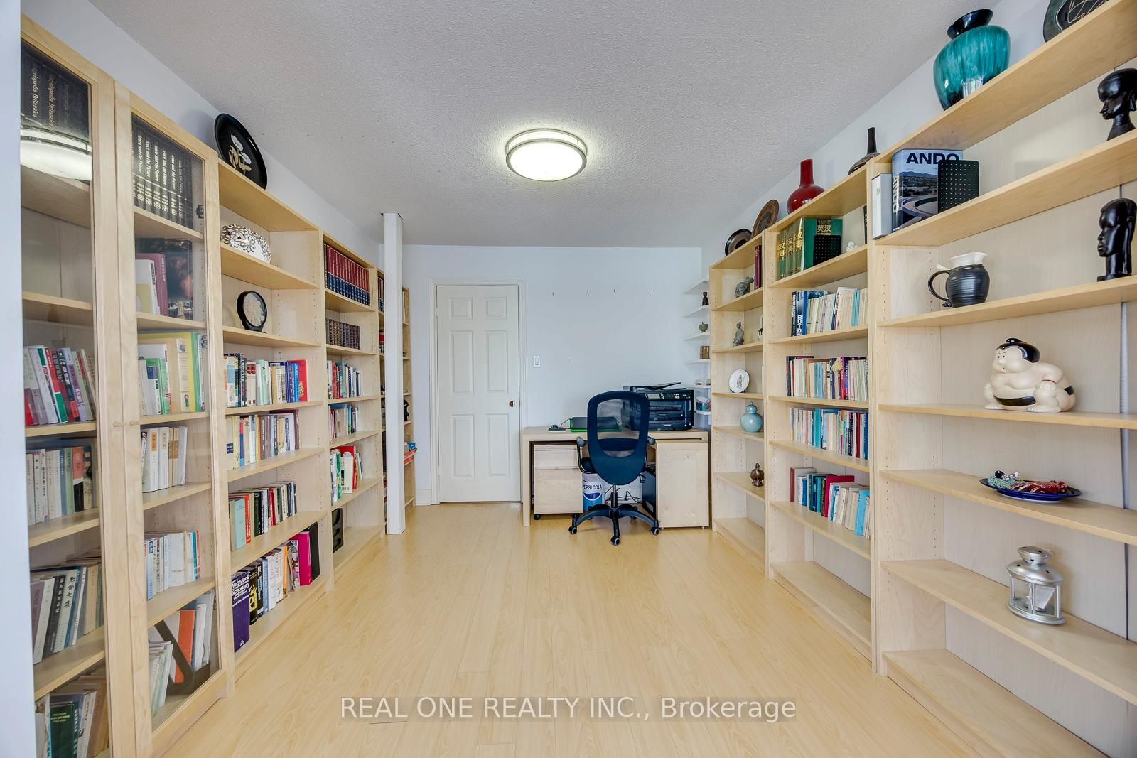71 Stock Avenue • Toronto, ON photo 31