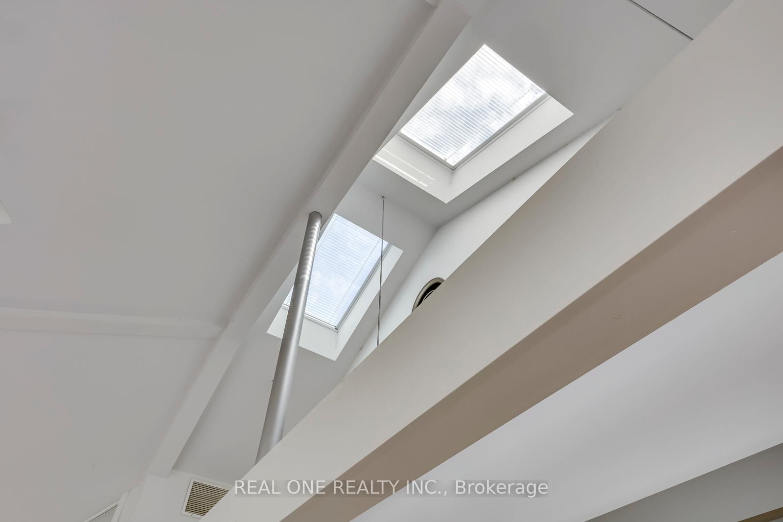 71 Stock Avenue • Toronto, ON photo 36