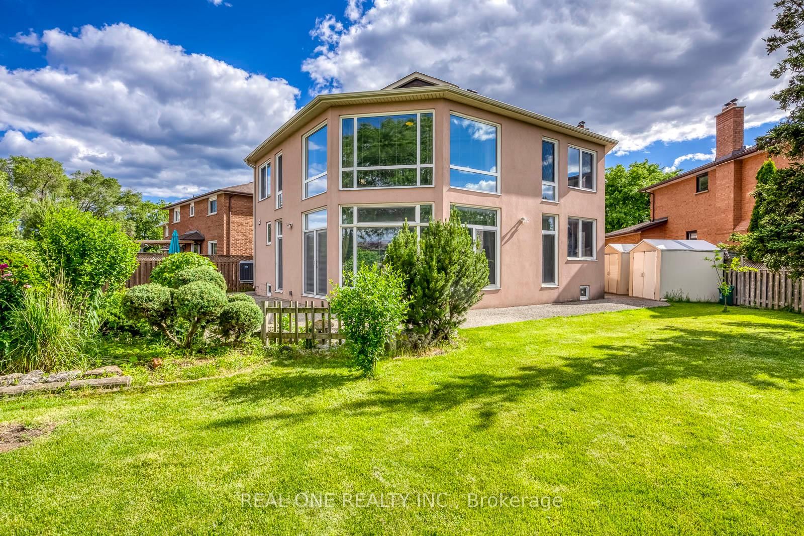 71 Stock Avenue • Toronto, ON photo 50