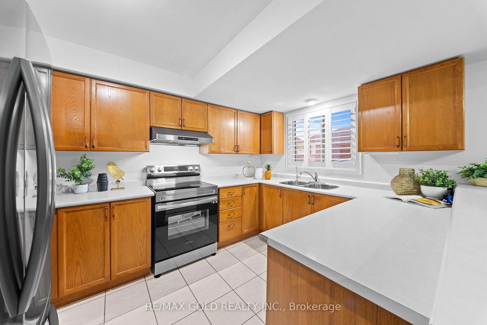 9 Squirreltail Way • Brampton, ON photo 12