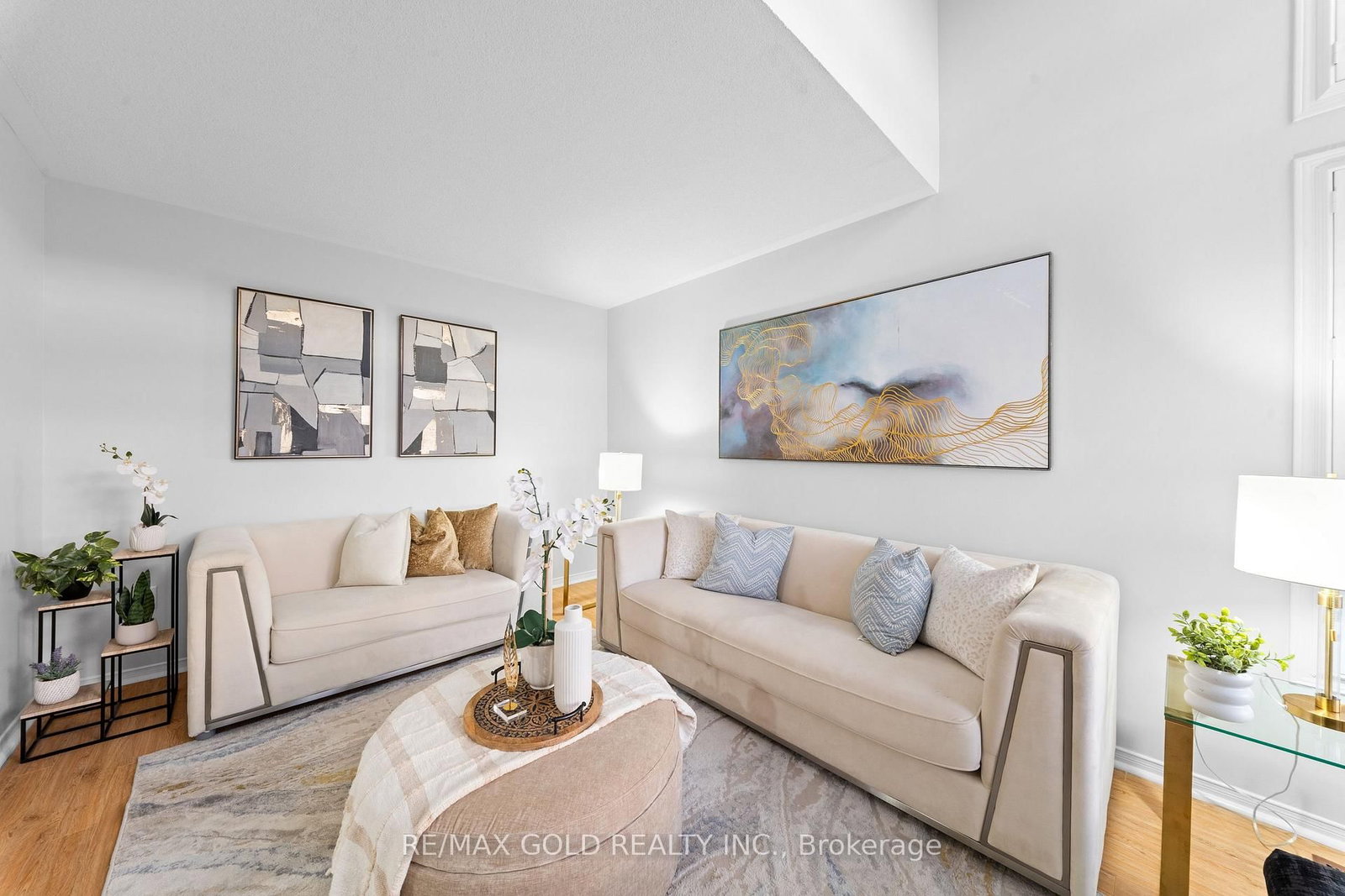 9 Squirreltail Way • Brampton, ON photo 8