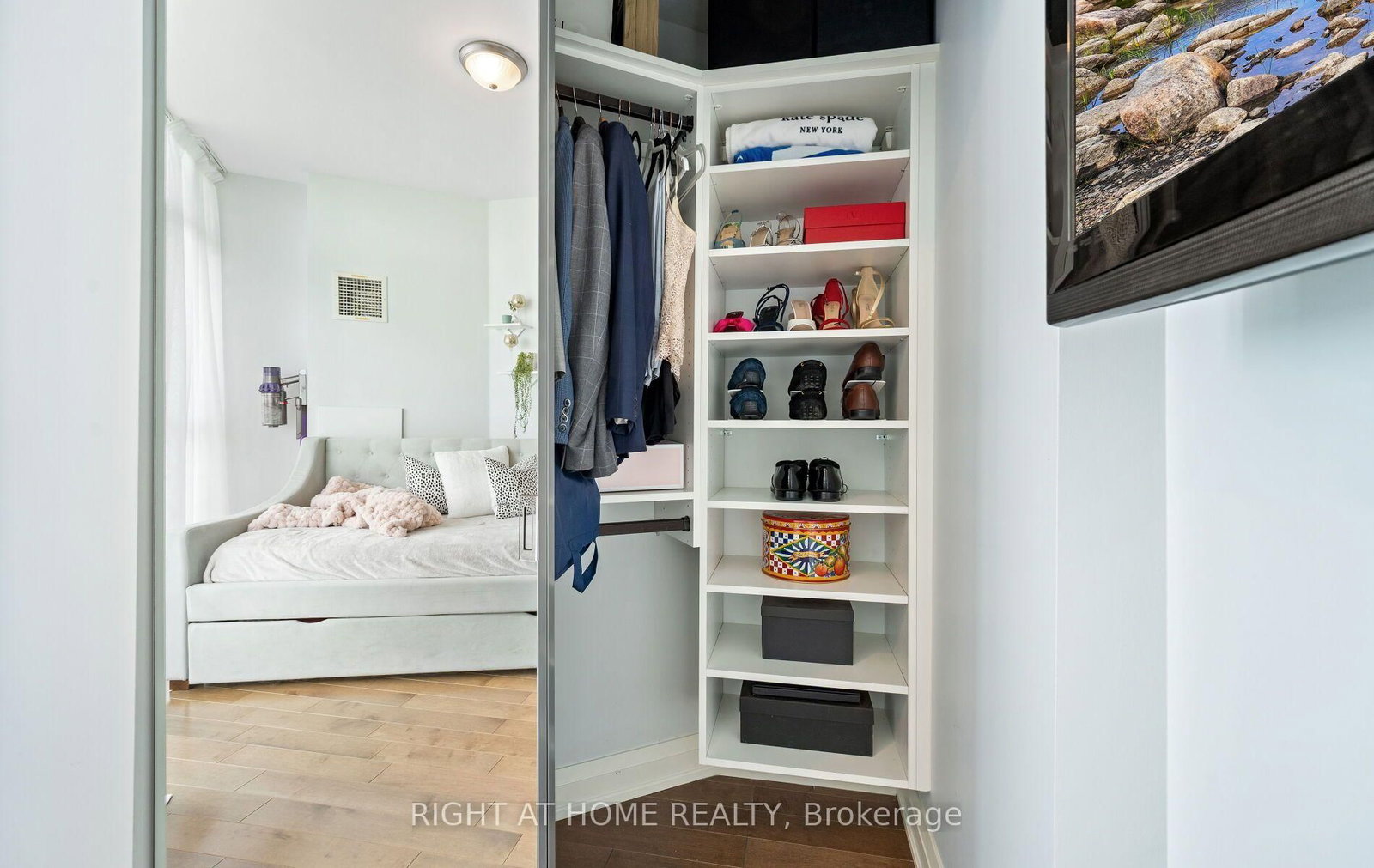 50 Absolute Avenue • #4902 LPH • Mississauga, ON photo 22