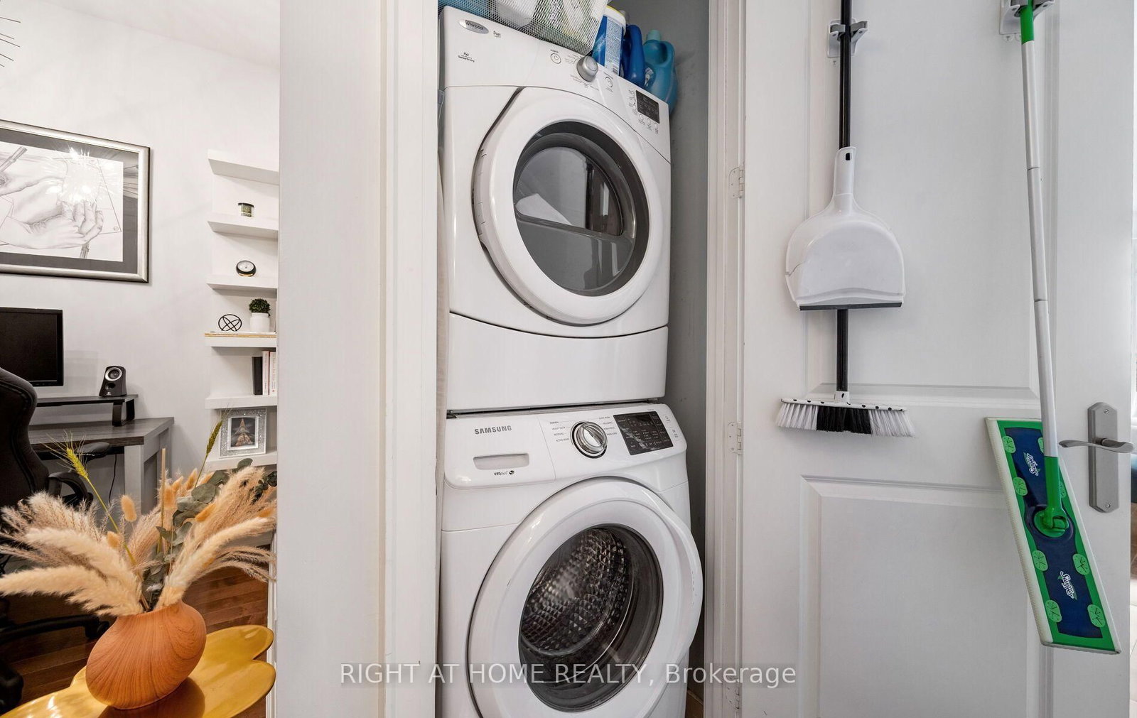 50 Absolute Avenue • #4902 LPH • Mississauga, ON photo 23
