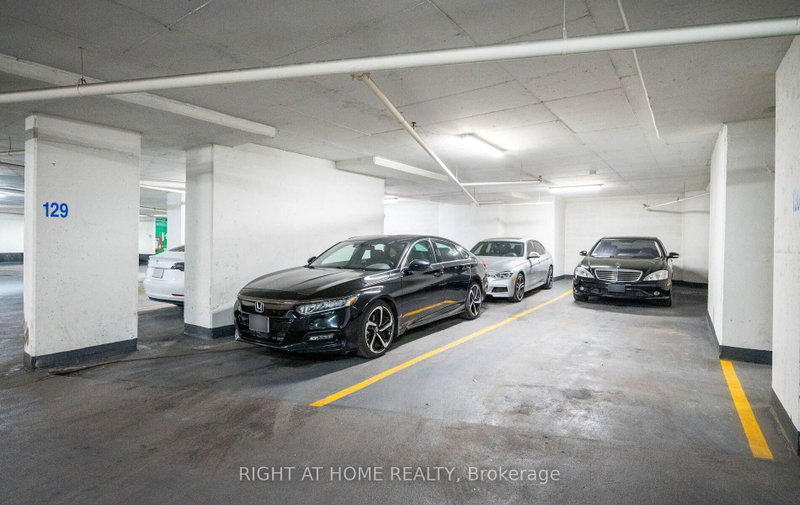 4902 LPH - 50 Absolute Avenue