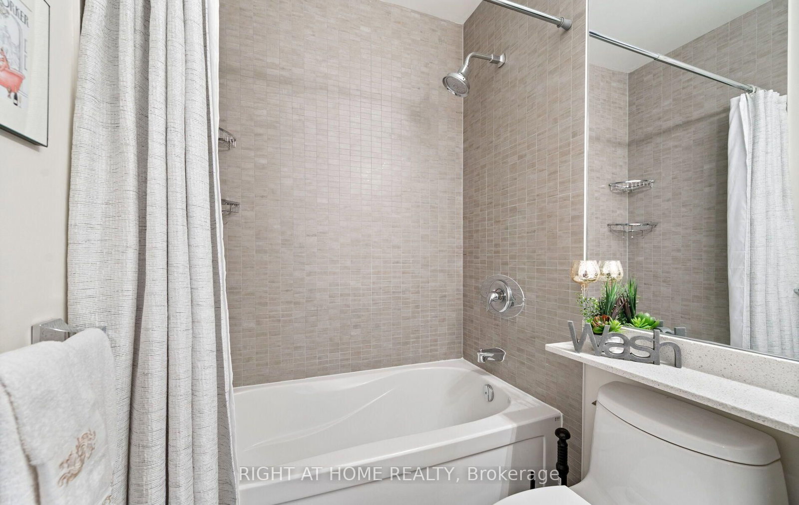 50 Absolute Avenue • #4902 LPH • Mississauga, ON photo 8