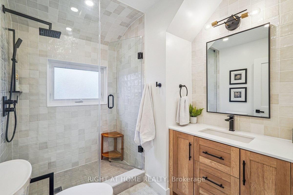 2090 Stonehouse Crescent • Mississauga, ON photo 17