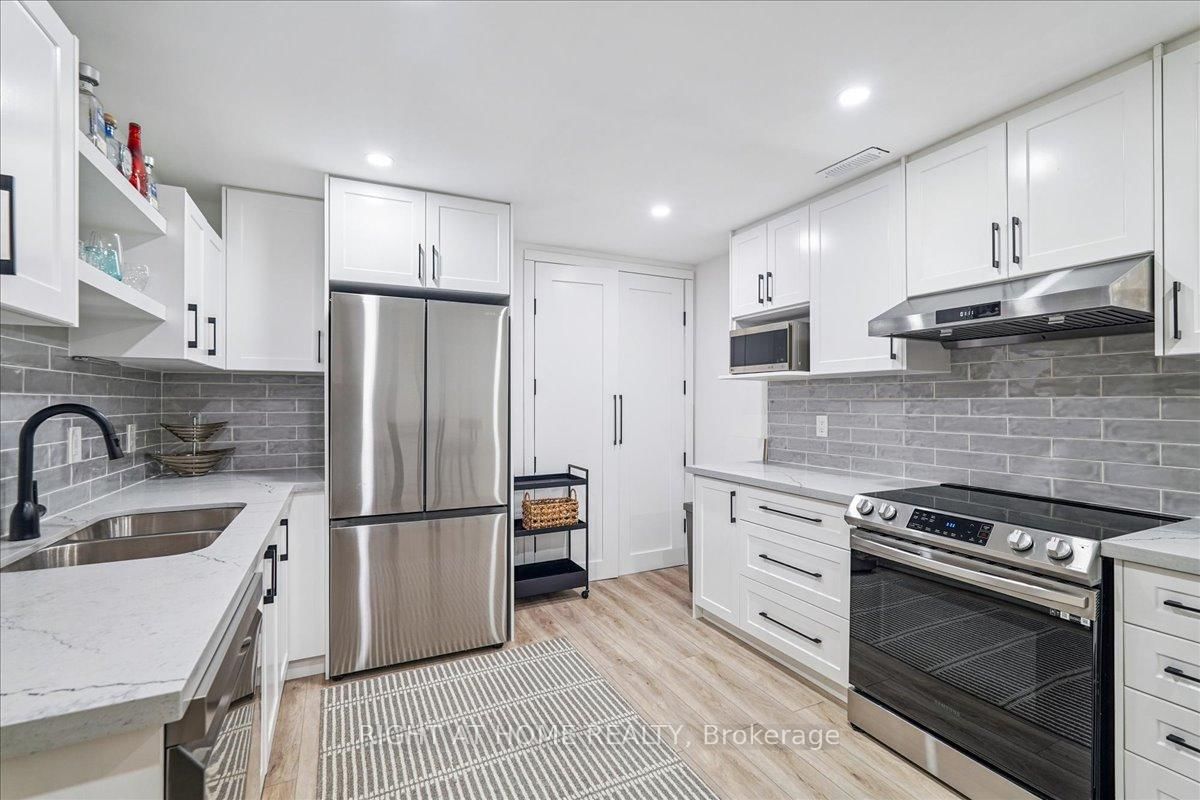 2090 Stonehouse Crescent • Mississauga, ON photo 19