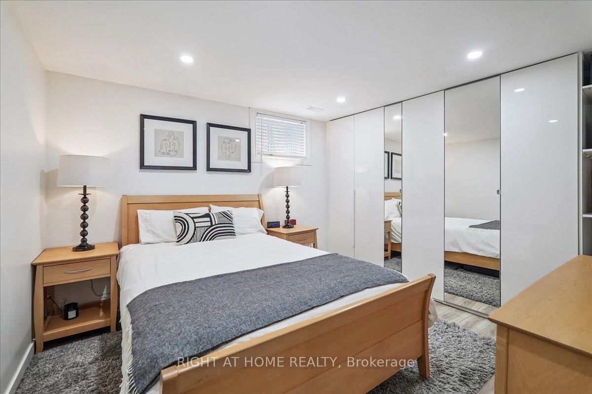 2090 Stonehouse Crescent • Mississauga, ON photo 20