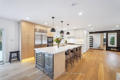 2090 Stonehouse Crescent • Mississauga, ON photo 4
