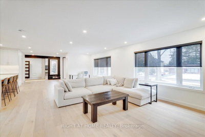 2090 Stonehouse Crescent • Mississauga, ON photo 8