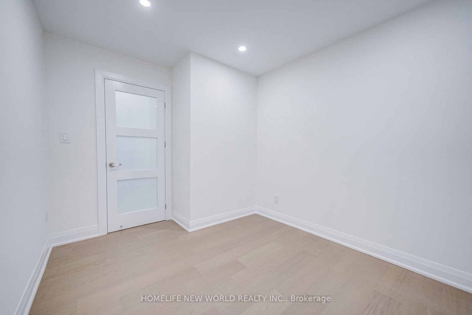 199 Harrowsmith Drive W • Mississauga, ON photo 11