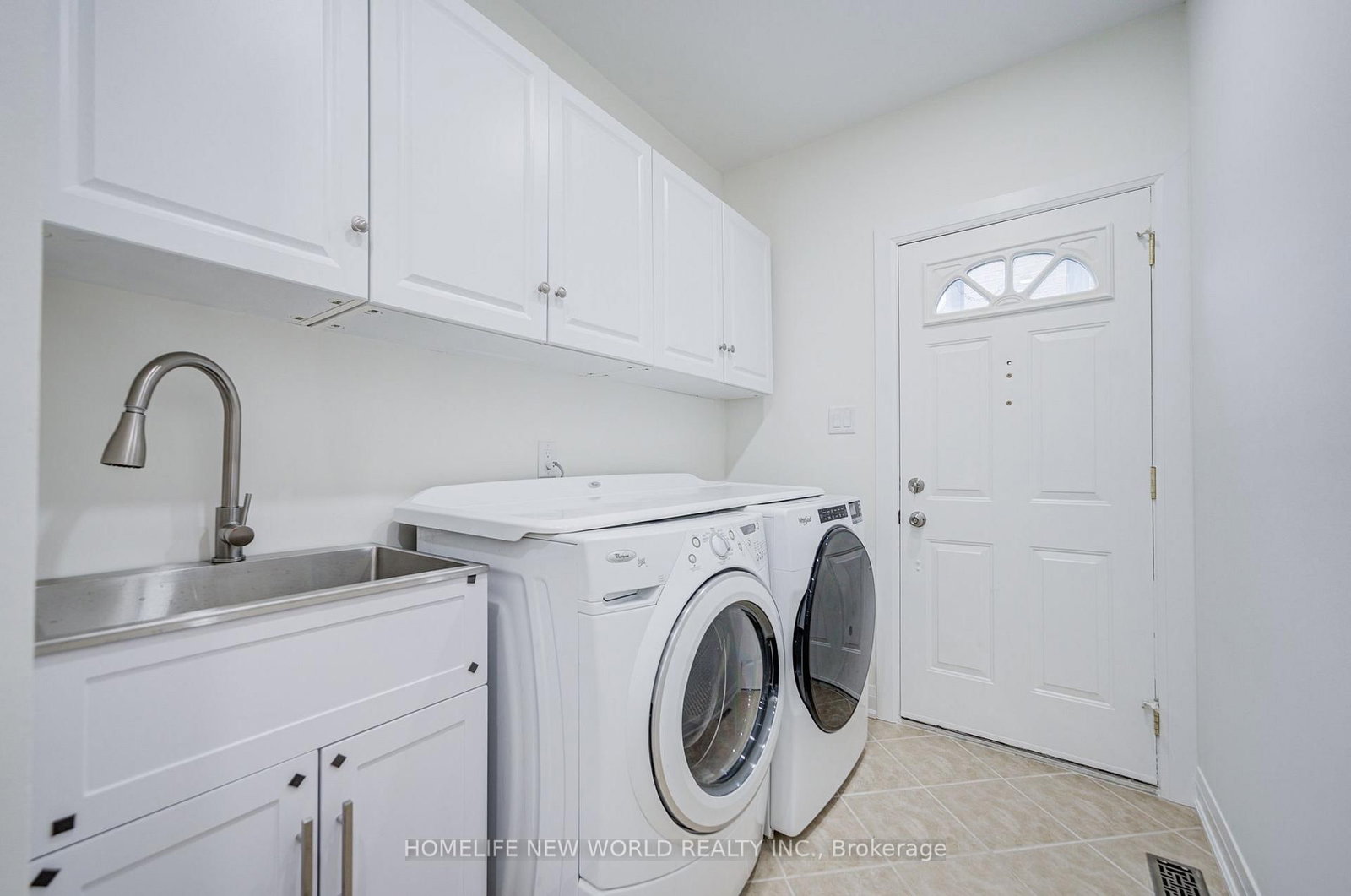 199 Harrowsmith Drive W • Mississauga, ON photo 9
