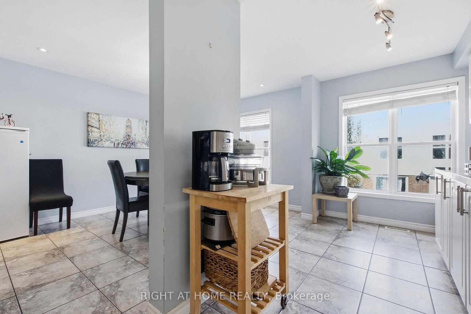 85 Seed House Lane • Halton Hills, ON photo 14