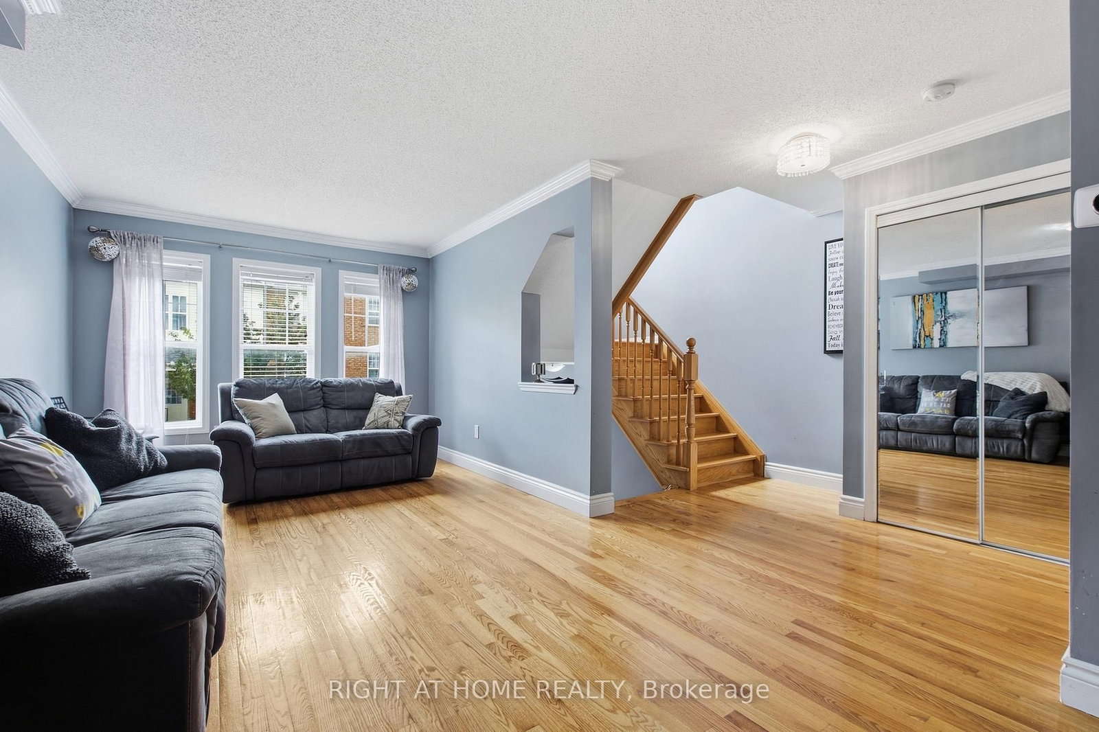 85 Seed House Lane • Halton Hills, ON photo 7