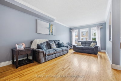 85 Seed House Lane • Halton Hills, ON photo 9