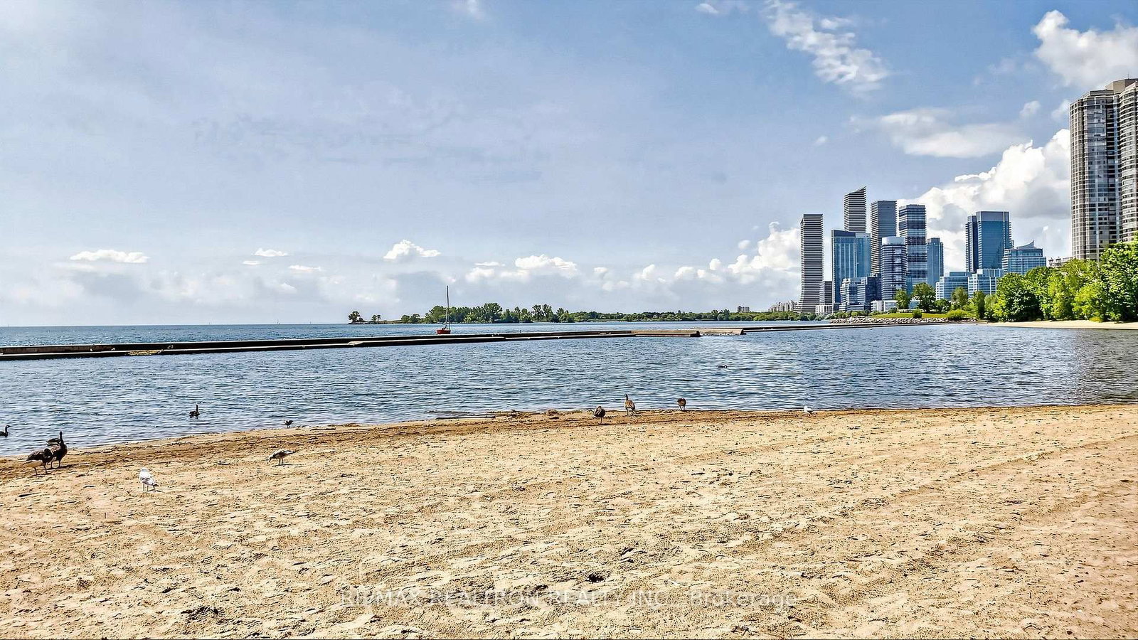 105 The Queensway Avenue • #3301 • Toronto, ON photo 16