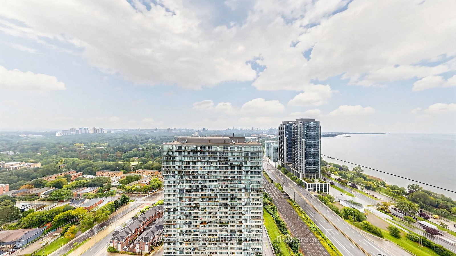105 The Queensway Avenue • #3301 • Toronto, ON photo 9