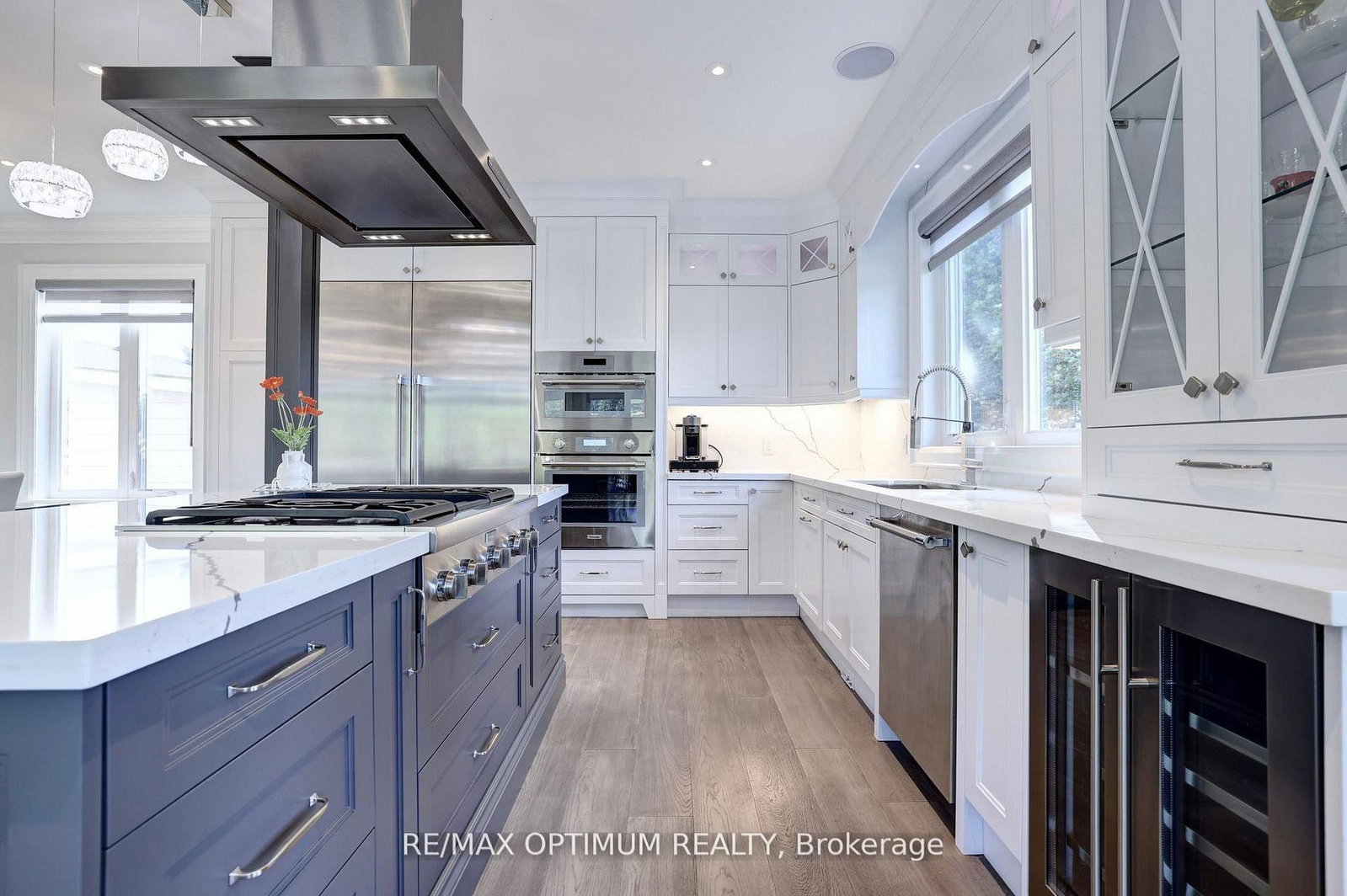 26 Pioneer Dr, Mississauga, view 15