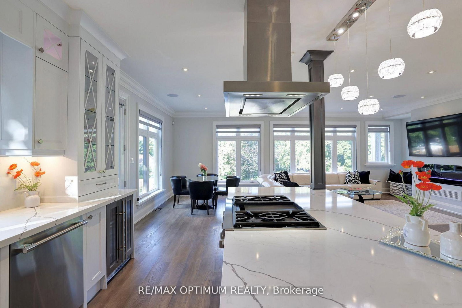 26 Pioneer Dr, Mississauga, view 18