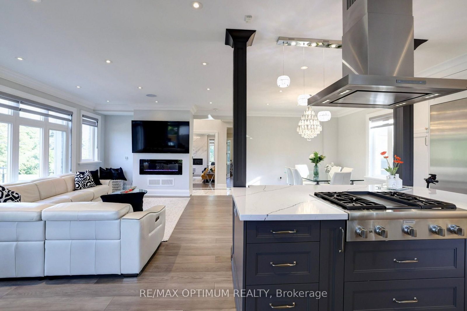 26 Pioneer Dr, Mississauga, view 22