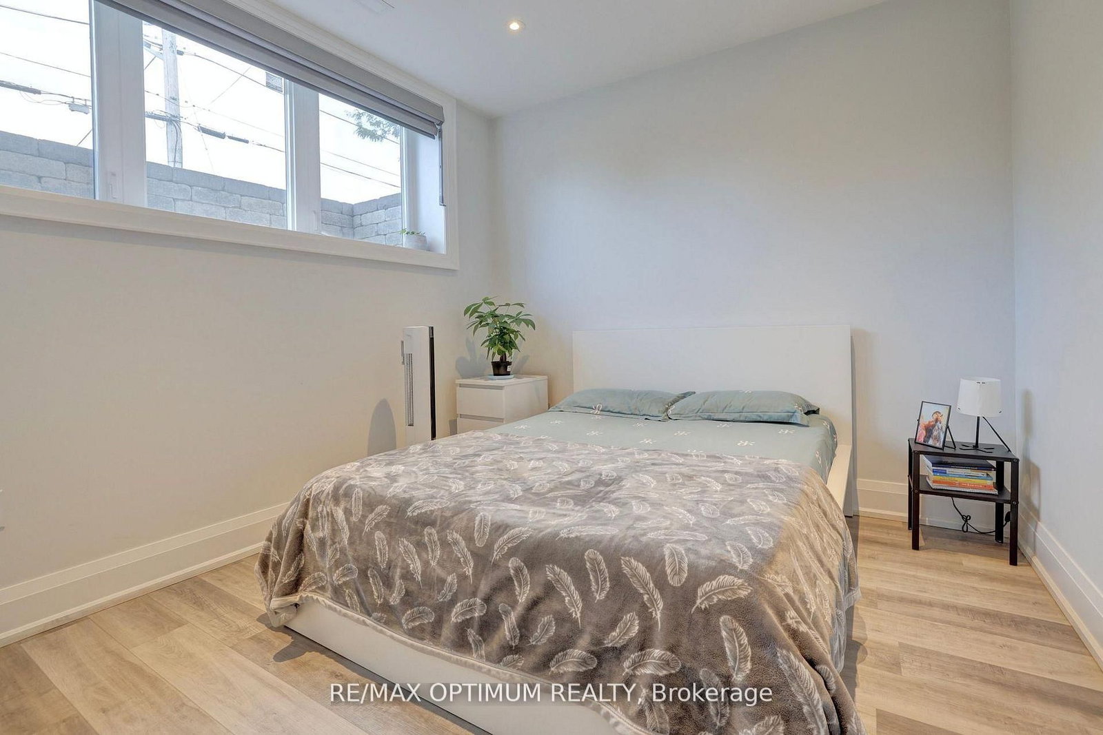 26 Pioneer Dr, Mississauga, view 43