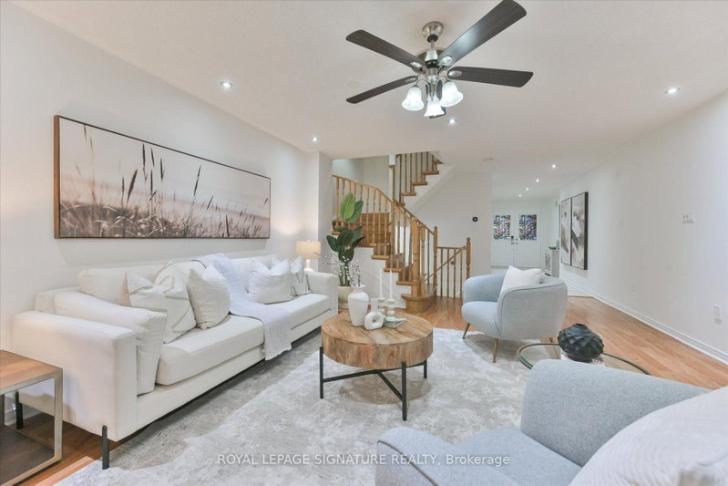 587 Candlestick Circle