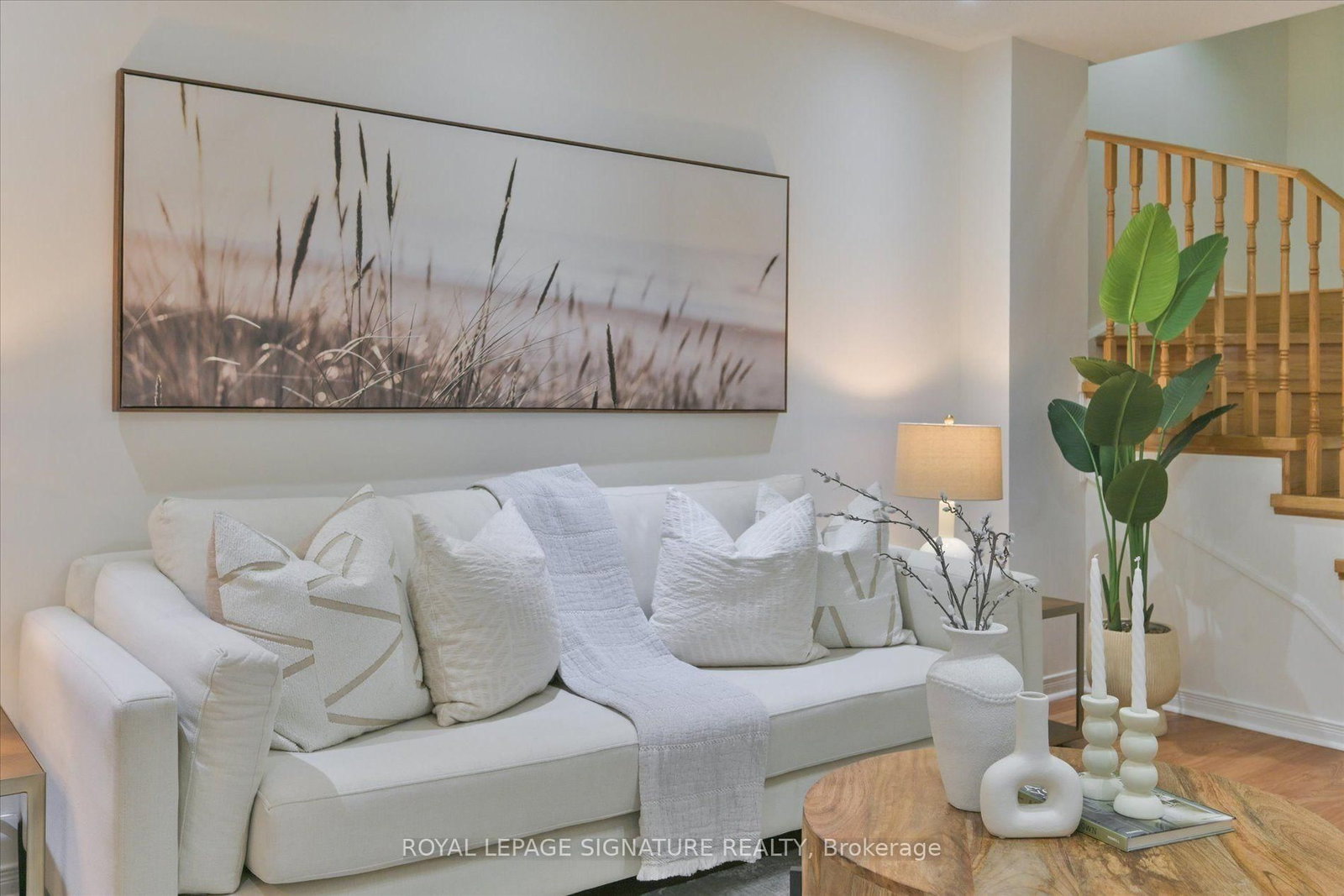 587 Candlestick Circ, Mississauga, view 5