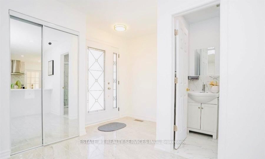 80 Addington Brampton,ON L6T 2R3 — Photo 4