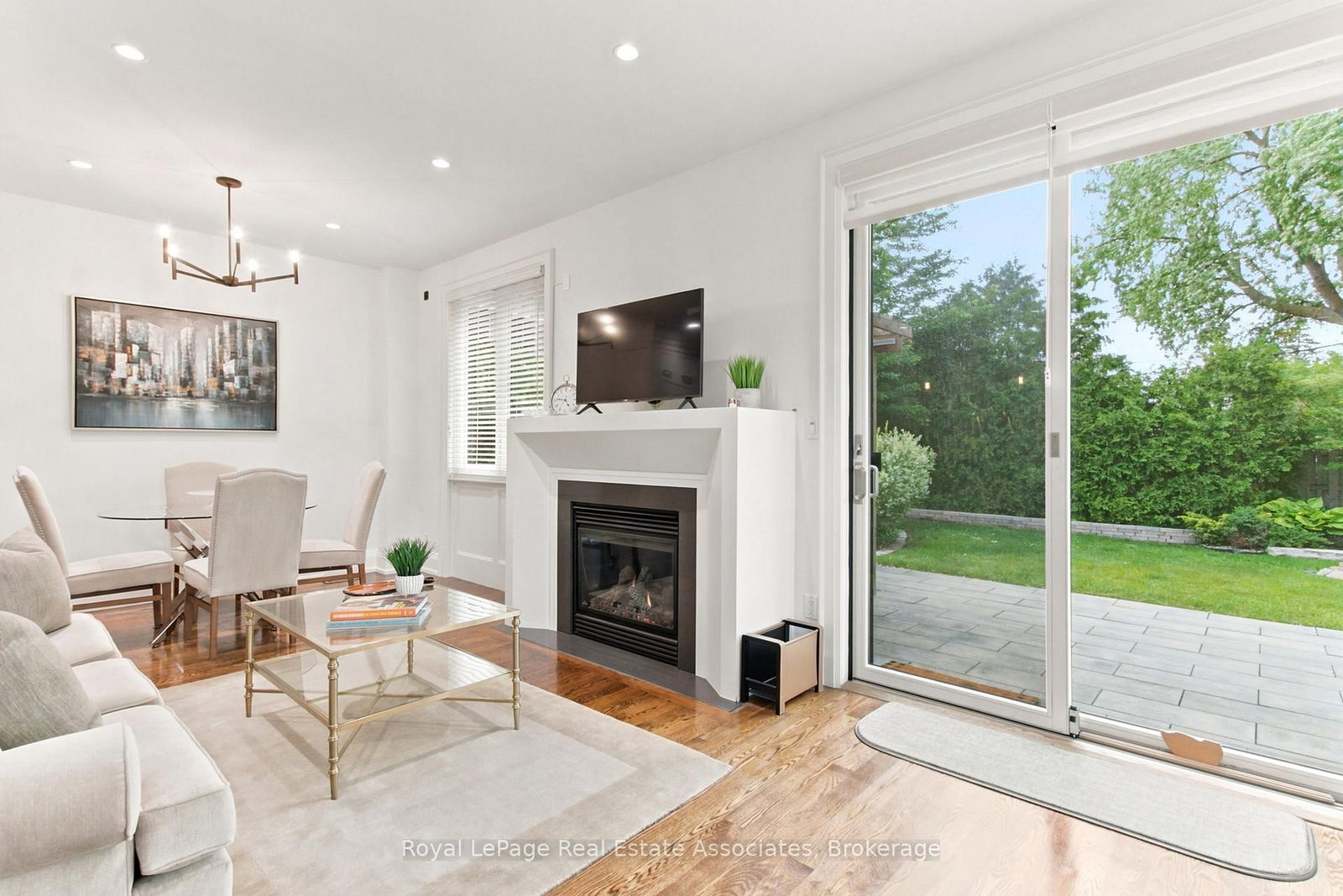 32 Jopling Avenue N • Toronto, ON photo 24