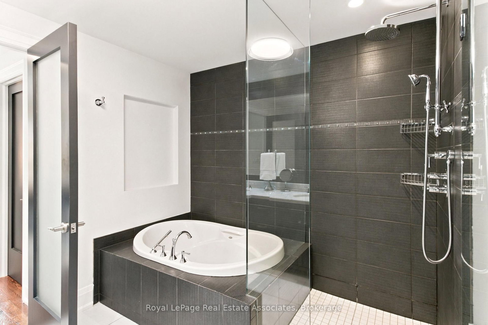 32 Jopling Avenue N • Toronto, ON photo 28