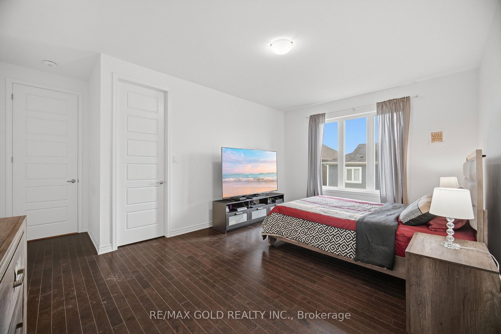 526 Kennedy Circle W • Milton, ON photo 28