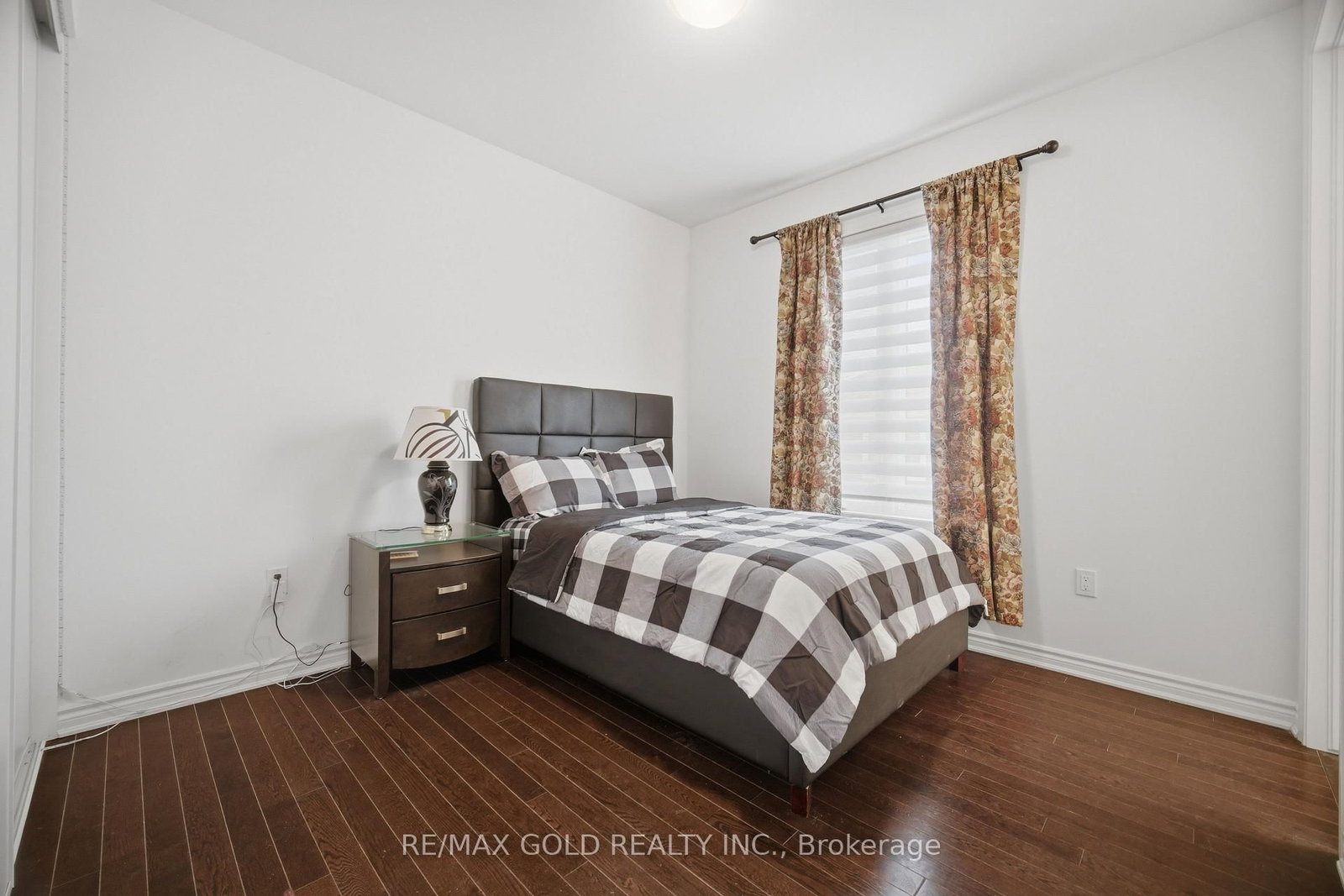 526 Kennedy Circle W • Milton, ON photo 33