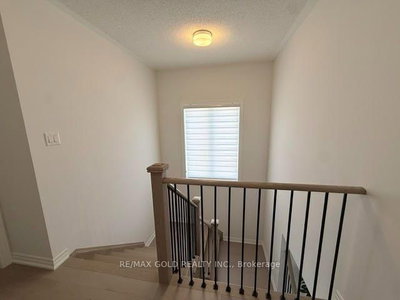 41 Tapscott Brampton,ON L7C 0Z4 — Photo 10