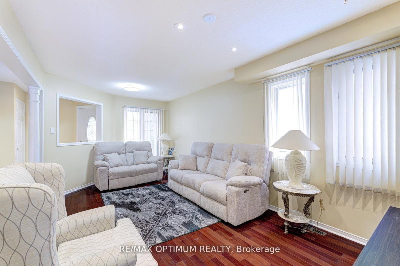 26 Tumbleweed Brampton,ON L6Y 5A1 — Photo 10
