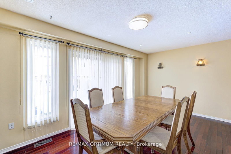 26 Tumbleweed Brampton,ON L6Y 5A1 — Photo 17