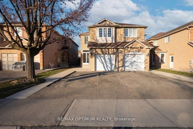 26 Tumbleweed Trail • Brampton, ON photo 2