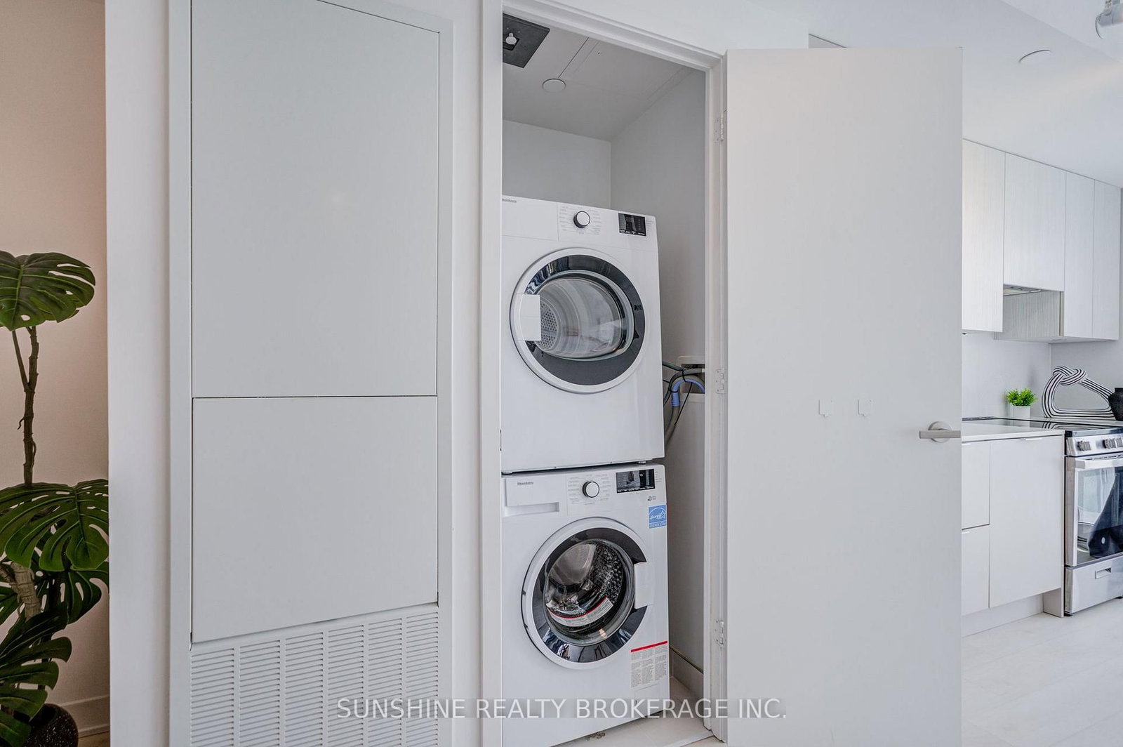 3900 CONFEDERATION Parkway • #1508 • Mississauga, ON photo 4
