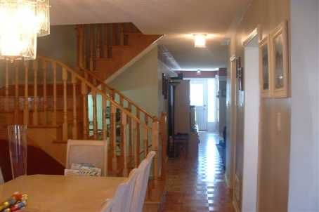 48 Heartleaf Cres, Brampton, L7A2B7 | Image 3